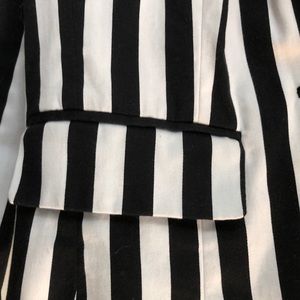 Forever 21 Jackets & Coats - Beetlejuice Style Black & White Pinstriped Jacket Forever 21 Jackets & Coats - Beetlejuice Style Black & White Pinstriped Jacket